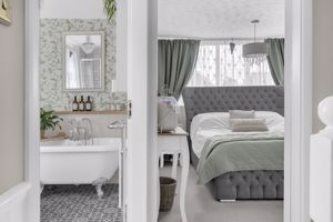 Photo 32- click for photo gallery